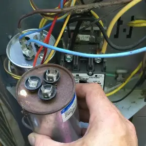 Capacitor Repair: An AC capacitor can wear out over time or break down suddenly. A bad capacitor can cause various issues with the system. There can be one or more capacitors, depending on the AC model. Capacitors are among the most common AC components that may demand replacement. If the capacitor is experiencing problems, an expert technician at Xtreme Air Services will check the condition of the capacitor to determine whether it needs repair or replacement.